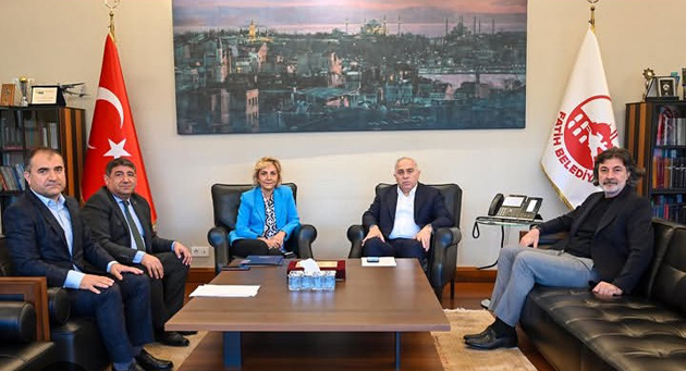 TÜROB VE İTO’DAN BAŞKAN ERGÜN TURAN’A ZİYARET TÜROB VE İTO’DAN BAŞKAN ERGÜN TURAN’A ZİYARET